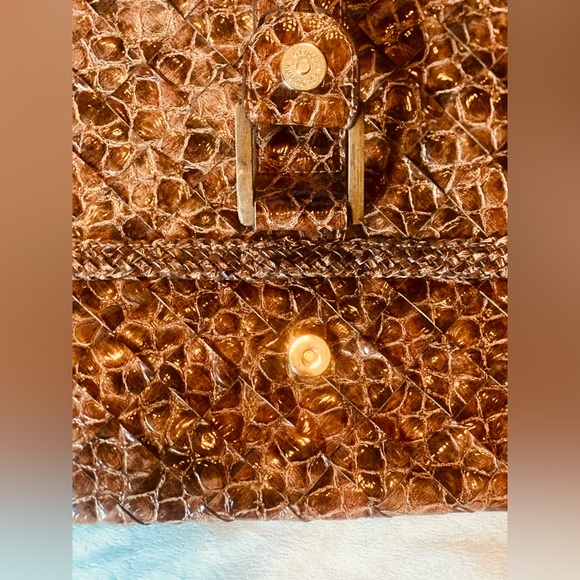 JESSICA SIMPSON St Tropez Clutch Purse Brown Textured Faux Leather. Style:JS2381 - Picture 5 of 6